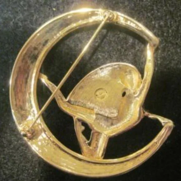 FLASH SALE Swarovski Swan Signed Art Deco Vintage Lady Gymnast Brooch Goldtone - Picture 3 of 6